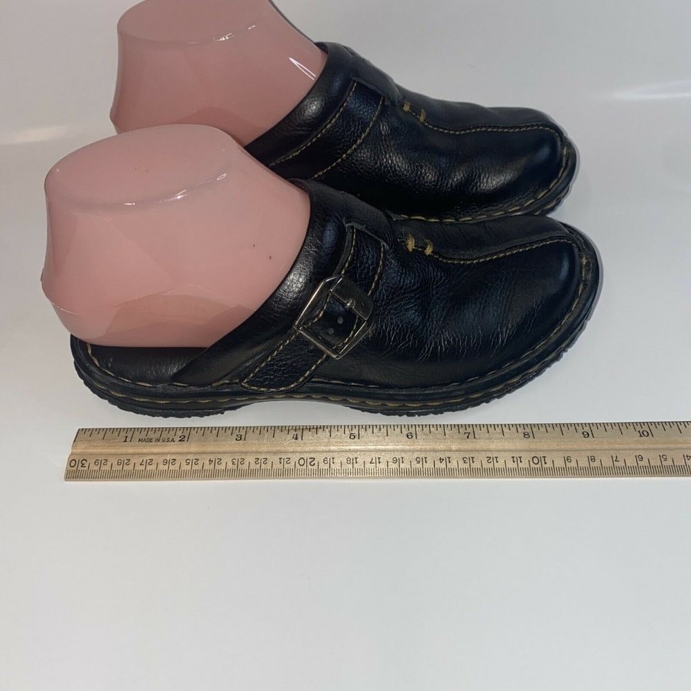 Womens Born Black Leather Slides Clogs Size 6M Contrast Trim Side Buckle W31617 - Picture 6 of 11
